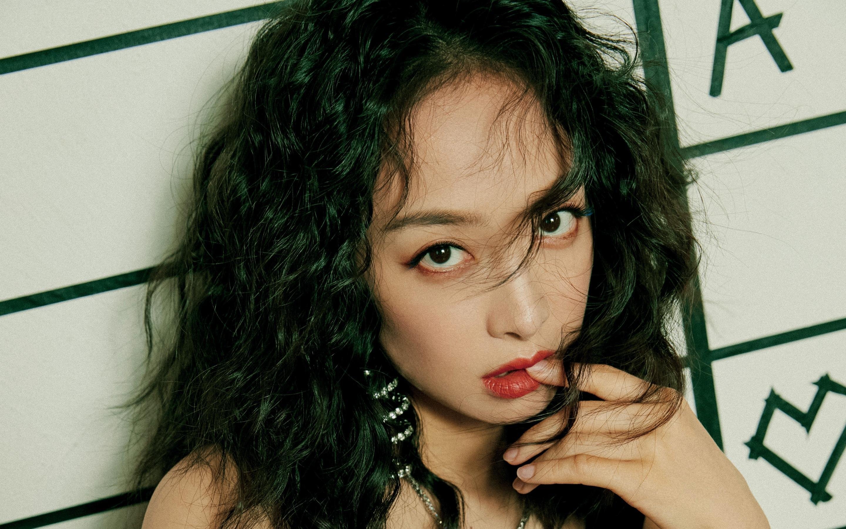 九游官网下载电脑版-_户外运动嘉年华：结合登山、跑步和网球的综合挑战_，户外运动登山培训