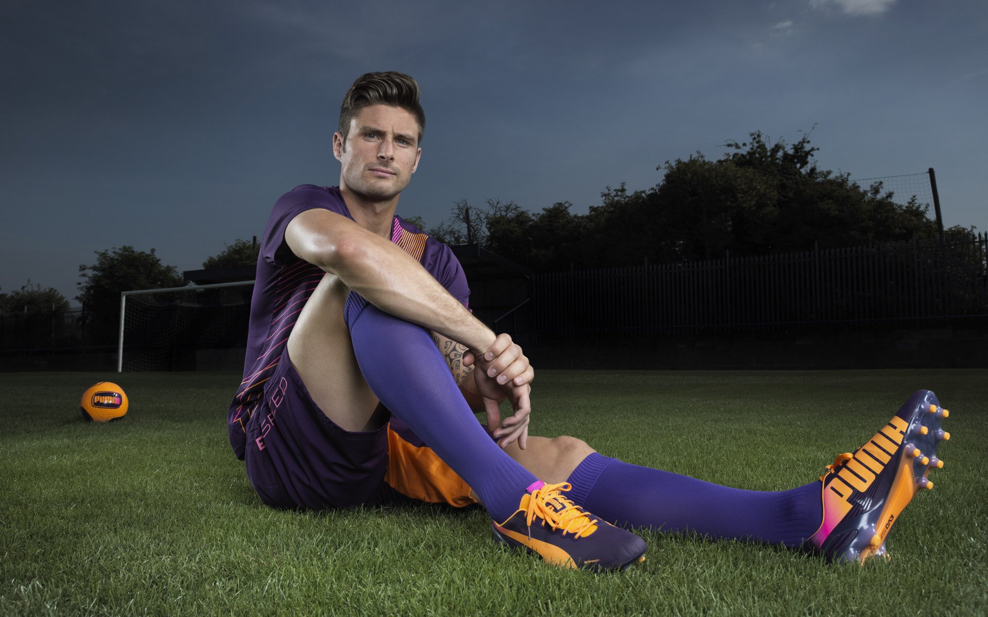 九游在线玩-“亚戈·卡尔曼的全能表现，推动阿根廷美洲狮队创造更多辉煌”